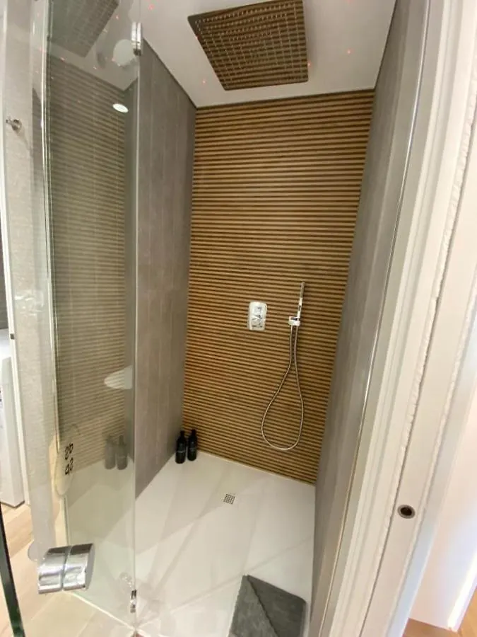 마르베야 Luxurious Flat With Magical Sea View 아파트