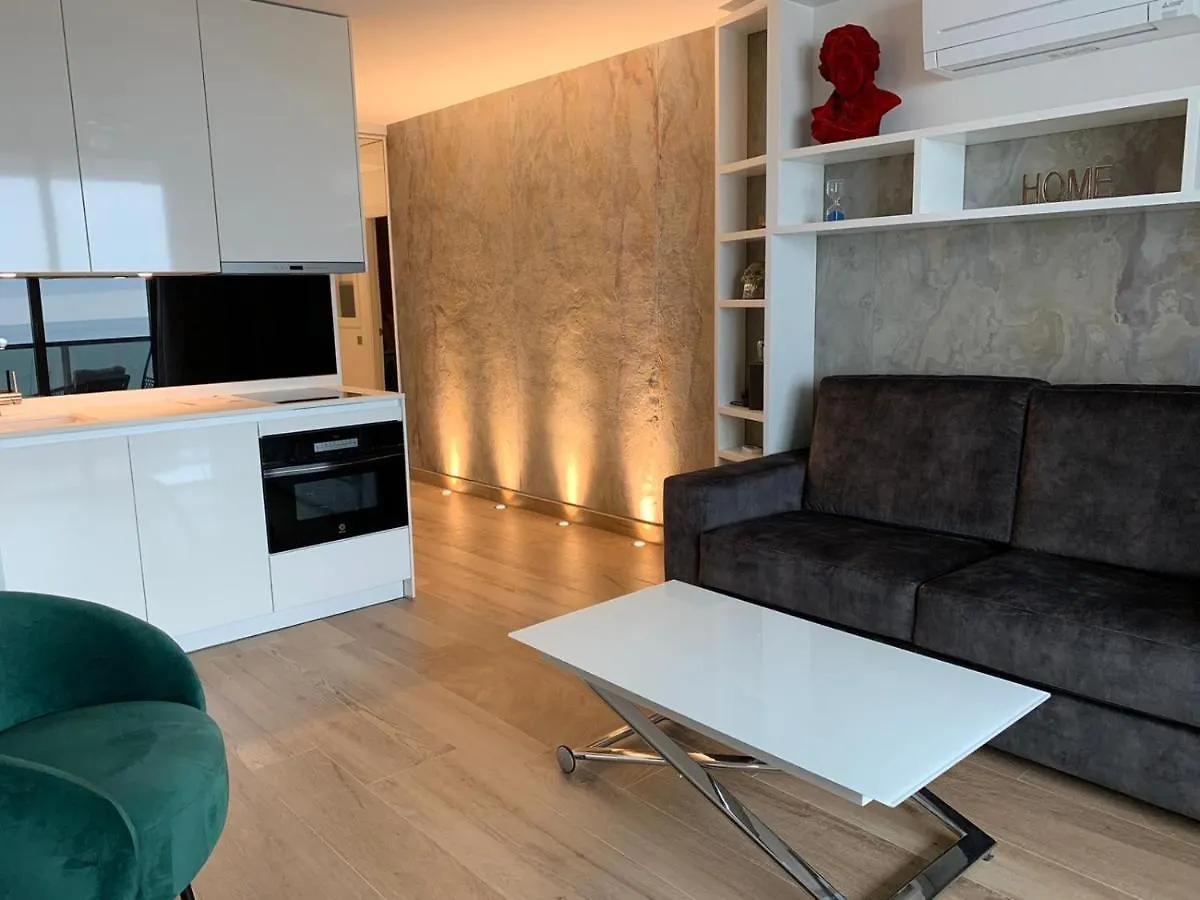 마르베야 Luxurious Flat With Magical Sea View 아파트 0*,  스페인